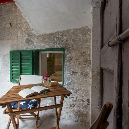 Studio Apartman "Brce" Kaštela エクステリア 写真