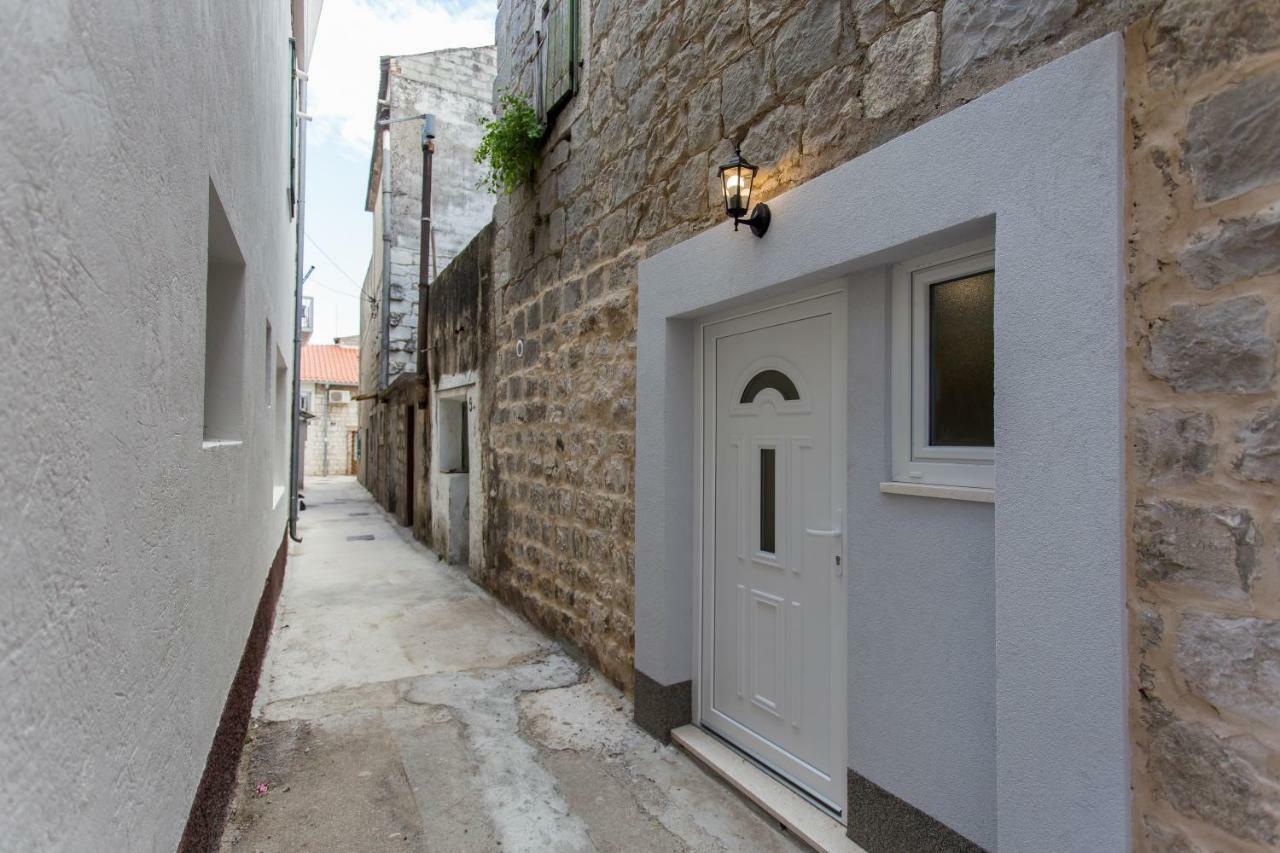 Studio Apartman "Brce" Kaštela エクステリア 写真